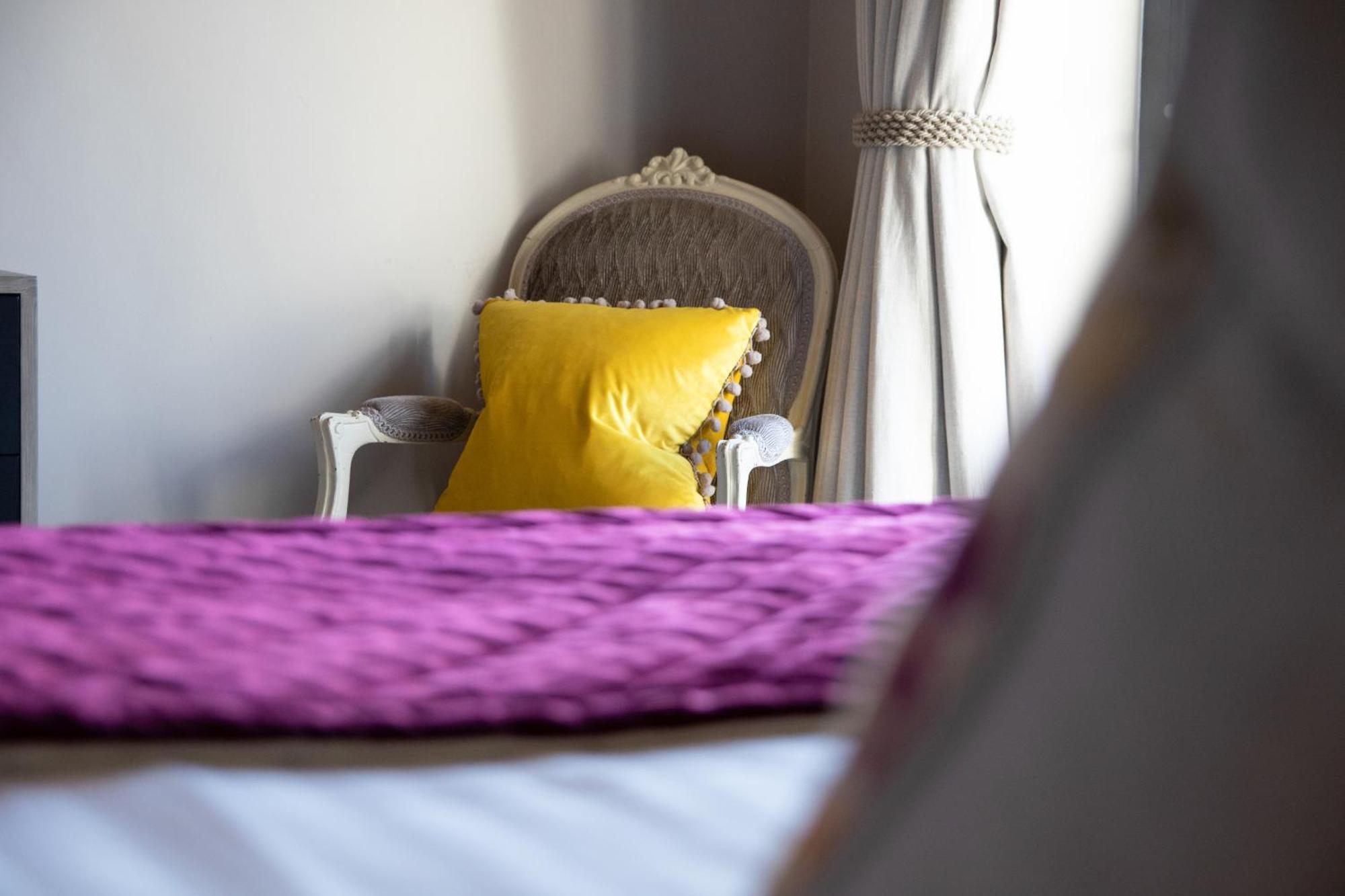Lisnacurran Bed & Breakfast Hillsborough Room photo